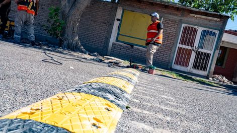 Desde mañana, el municipio de Capital comenzará a instalar reductores de velocidad en distintas arterias de mucho tránsito.