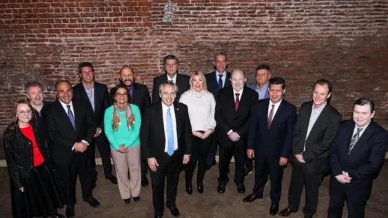 Uñac y 11 gobernadores más del PJ almorzaron con Alberto Fernández