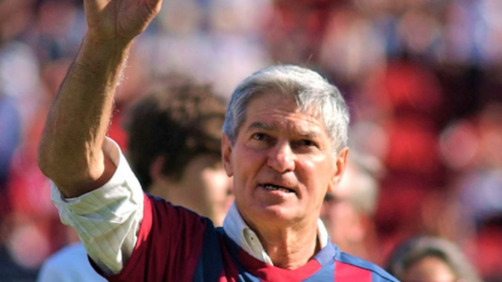 Murió el Lobo Fischer, leyenda de San Lorenzo y uno de los máximos goleadores del fútbol local