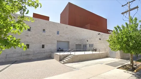 Probation para tres jóvenes por hacer grafitis en el Teatro del Bicentenario