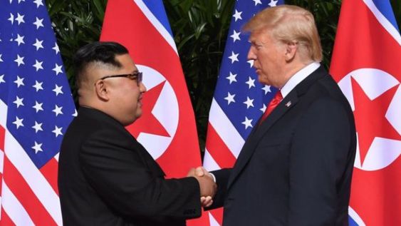 Las imágenes del histórico encuentro entre Trump y Kim Jong-un
