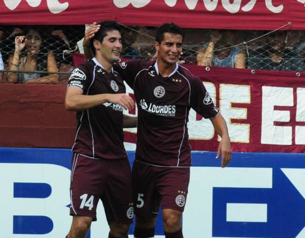 Lanús cortó la racha negativa ante Vélez