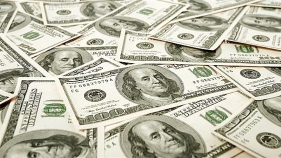 El dólar anotó su segunda baja consecutiva, cedió 17 centavos y quedó en $28,02
