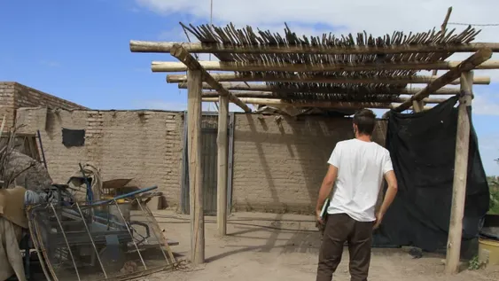 Simuló ser policía y con 4 más asaltó a una pareja de Bolivia