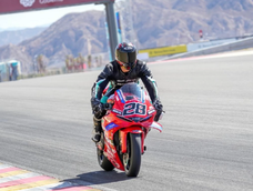 Mateo Bongiovanni cerró un gran fin de semana en El Villicum con el tercer puesto y el podio en SBK PRO.