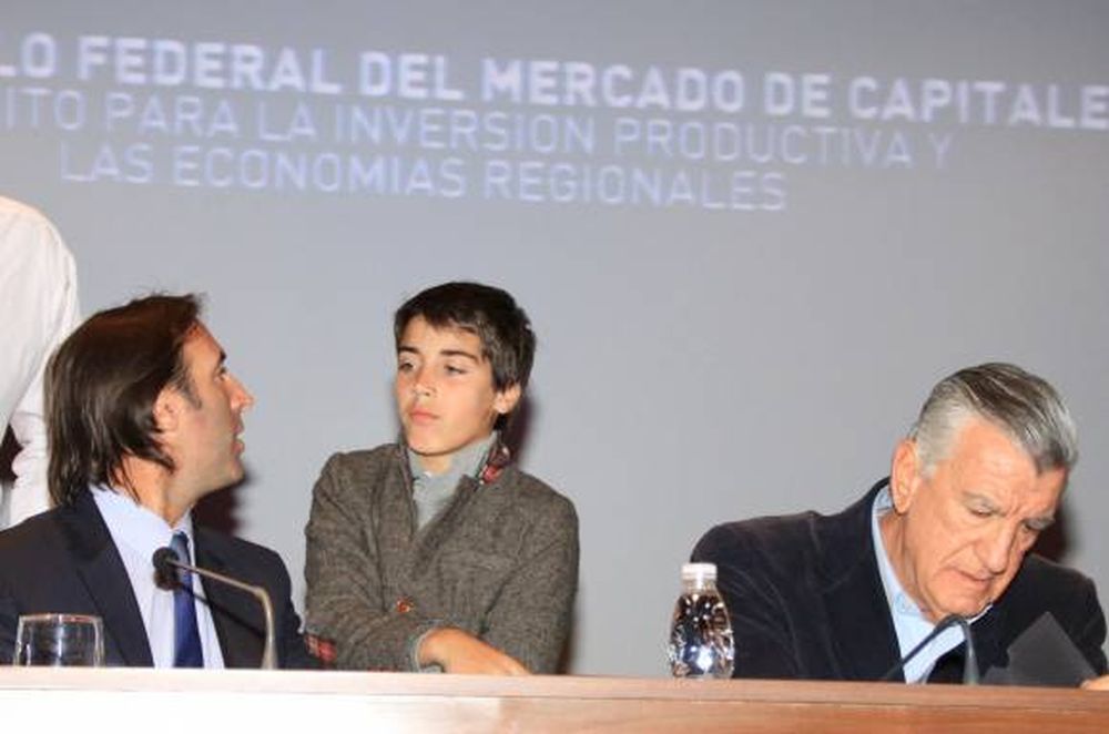 ‘’Cuando piden devaluar piden más recesión, más  inflación y más deuda’’