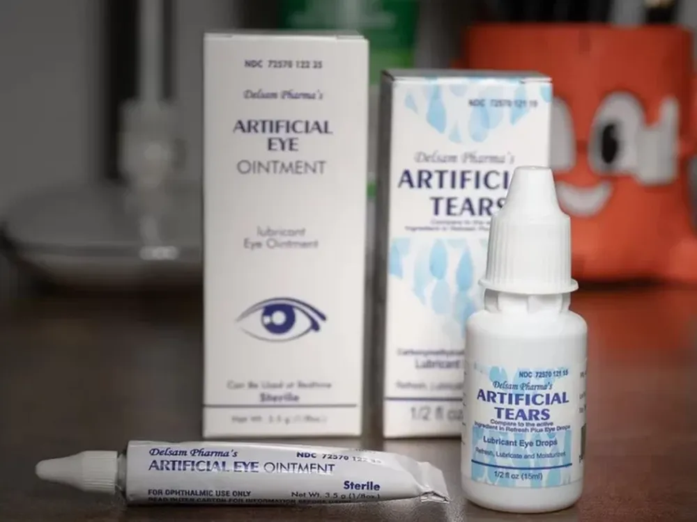 Tres muertes y ocho casos de ceguera por gotas oftálmicas contaminadas con una bacteria