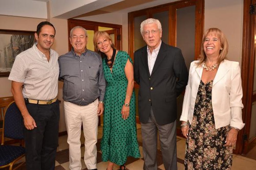 Brindis de fin de año del Club Social