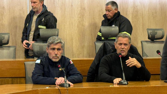 caso agostina vega: en una tensa conferencia de prensa, el fiscal confirmo que investigan un homicidio