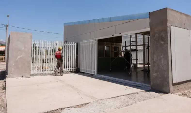 El edificio del nuevo CDI que se construye en Rawson ya tiene un 70% de avance de obra.