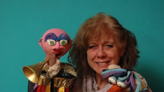 “En los títeres ya no tiene que haber príncipes ni princesas”.