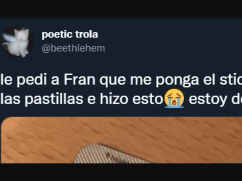 Le pidió al novio que pegara el sticker de las fechas en las anticonceptivas y se hizo viral