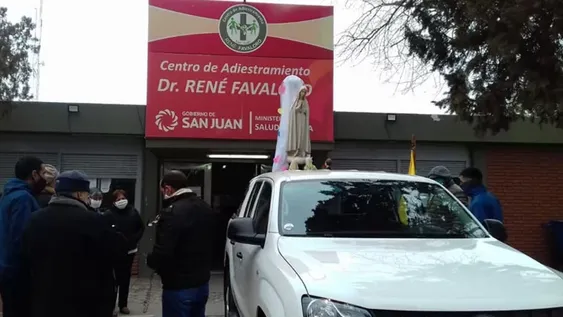 Sin procesión, tres caravanas con la Virgen de Fátima llevarán su bendición a la gente