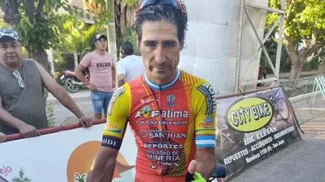 Por desobedecer una orden de equipo, la Agrupación Virgen de Fátima echó a Ricardo Escuela