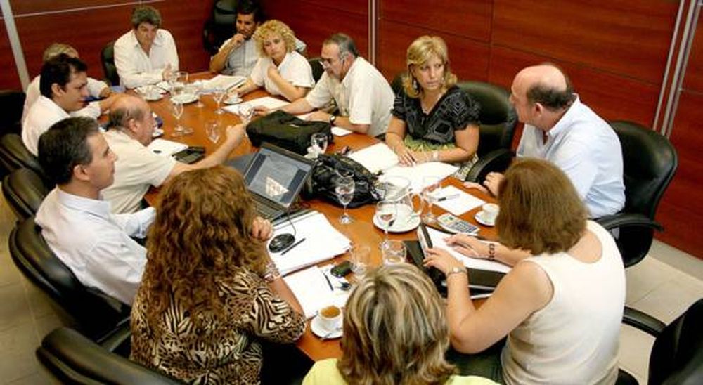 Tras 6 años, hubo acuerdo con docentes sin conflicto