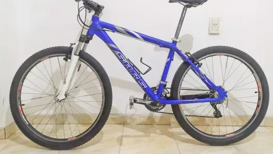 [VIDEO] Le robaron la bicicleta a un joven que la usaba para estudiar y trabajar