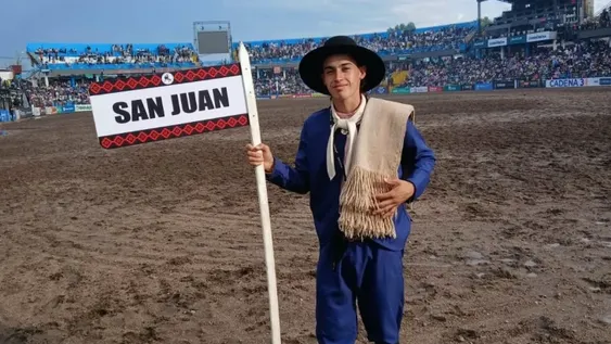Por primera vez, Leonel Flores representa a San Juan en la Doma de Jesús María.