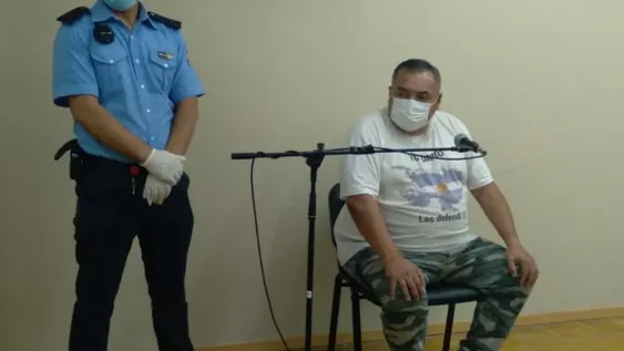 Pornografía infantil: excombatiente castigado a 3 años sin encierro