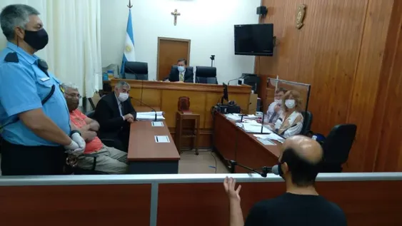 Pasó casi 3 años preso por “corromper” a sus 2 hijos, quedó libre por prescripción