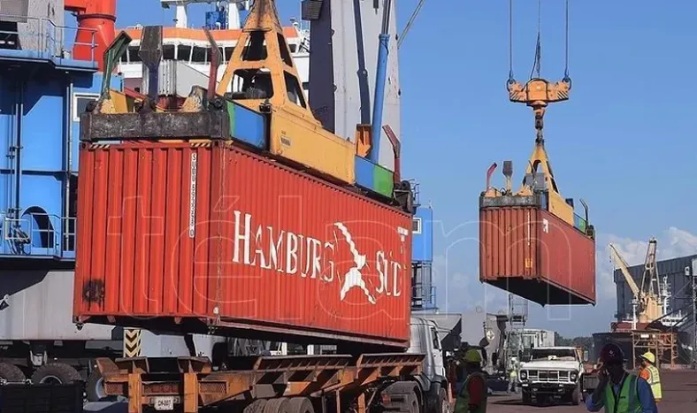 Restricciones cambiarias para los importadores: se autorizan menos dólares para comprar en el exterior