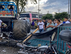 Monster Truck. Monster Truck.