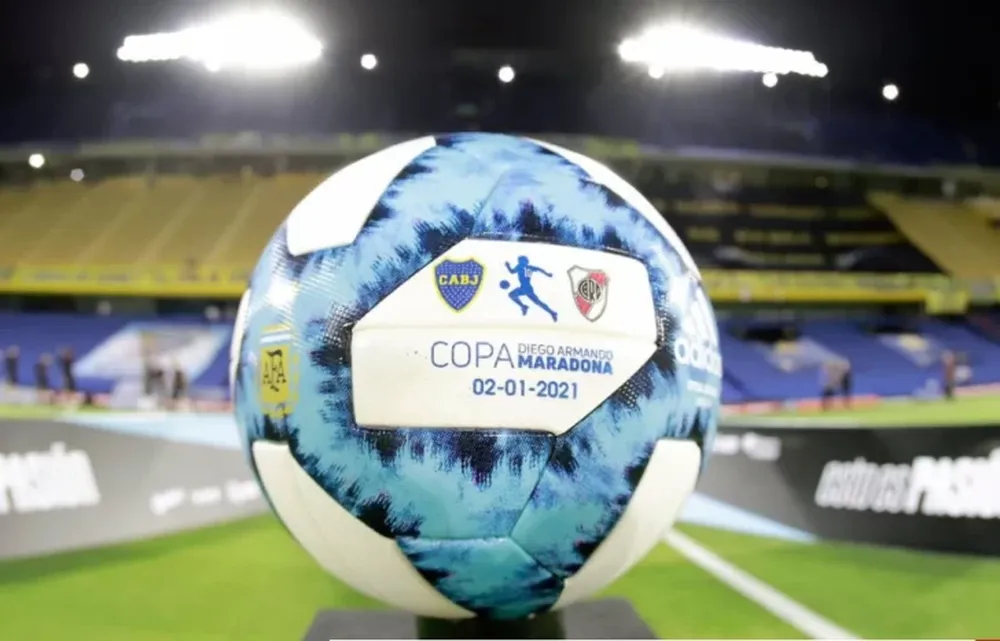 El fútbol en horario nocturno no se verá afectado por la restricción para circular en la Argentina