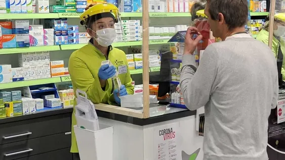 Farmacias señalan a los laboratorios por faltantes de medicamentos