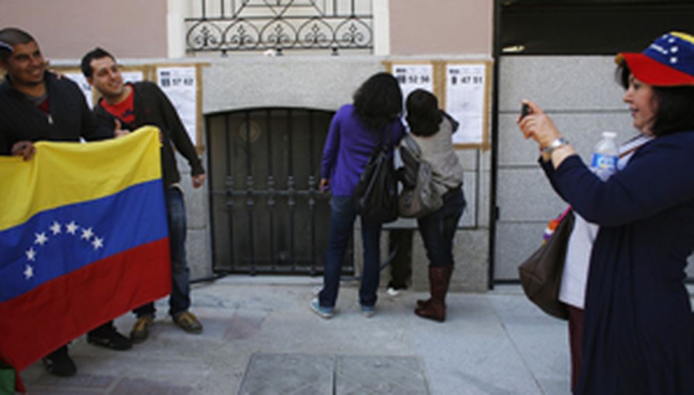 Sin Chávez en las boletas, Venezuela elige presidente