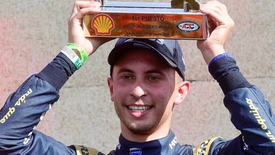 Festejos. Tobías Martínez se quedó con la gloria en La Plata y coronó un fin de semana perfecto.