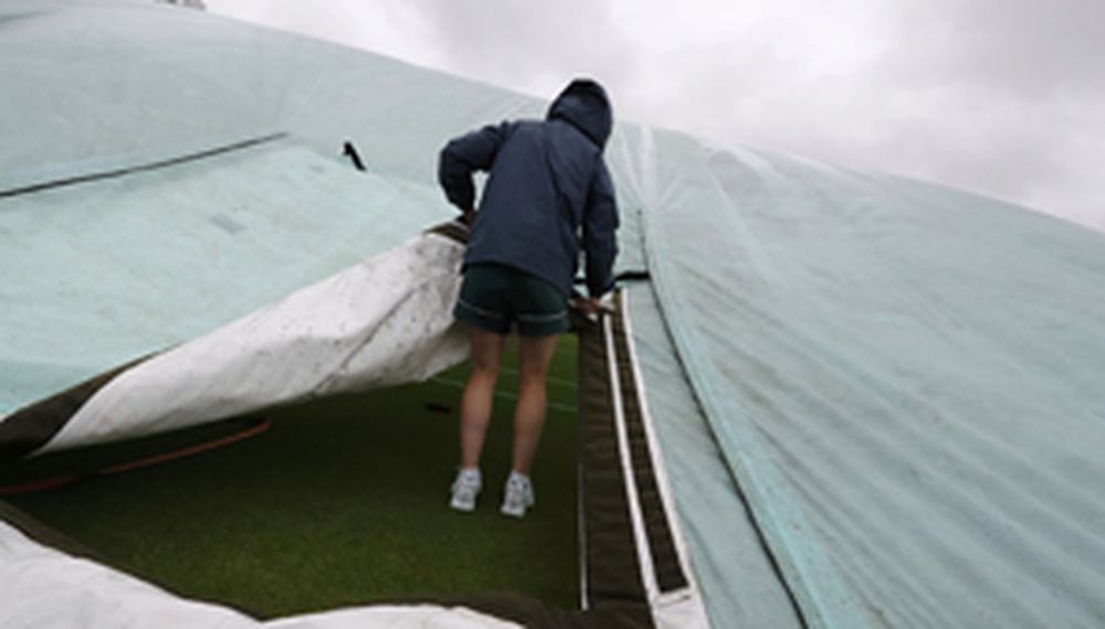 Mayer, Delbonis y Zeballos, pasados por agua en Wimbledon