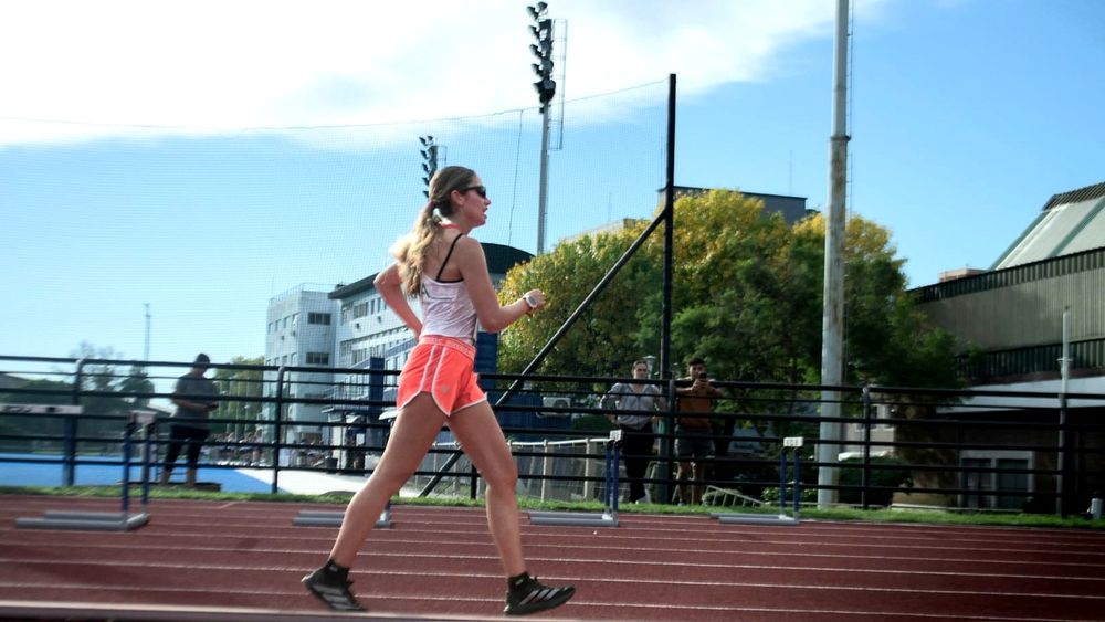 En acción. Julieta Molina fue a Mar del Plata y se trajo la corona nacional en Marcha 10K.