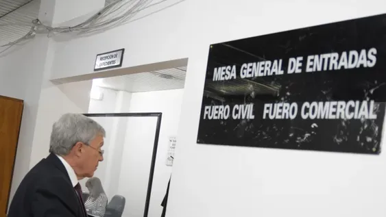 La Justicia ordenó a los ginecólogos que sigan recibiendo la obra social