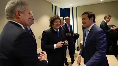 El presidente Javier Milei mantuvo una reunión informal con el secretario de Estado estadounidense Marco Rubio