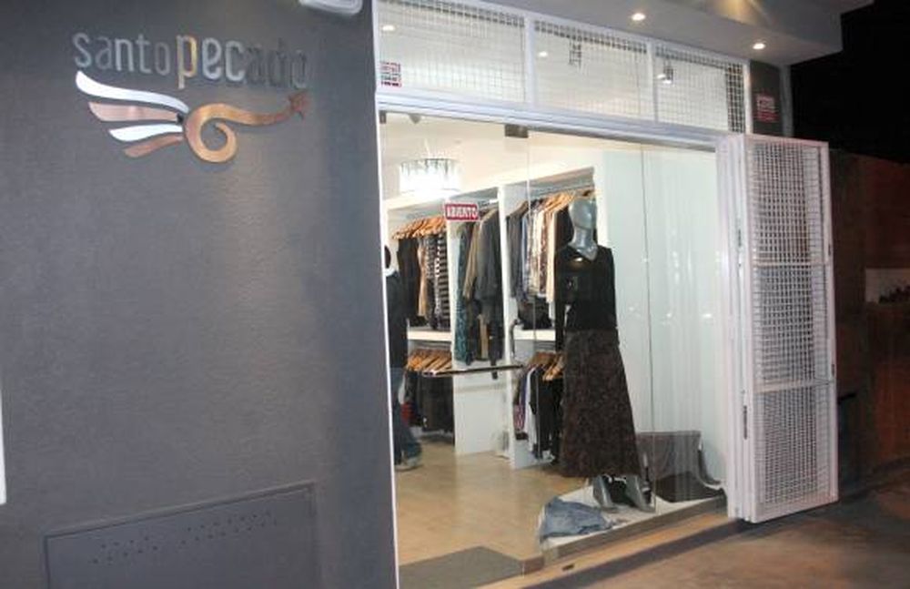 Les vaciaron la tienda  y 2 meses después,  las asaltan con armas