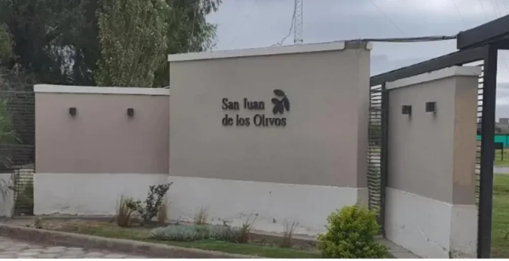 El miércoles, los sujetos ingresaron a una vivienda en el barrio San Juan de los Olivos, en Rawson.
