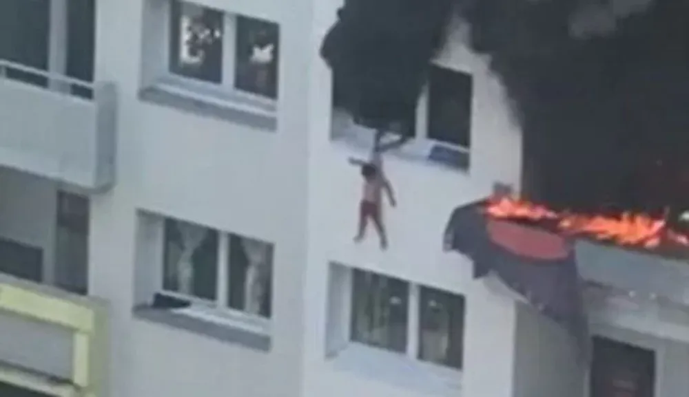 Dramático rescate en Francia: dos hermanitos saltaron de un edificio en llamas