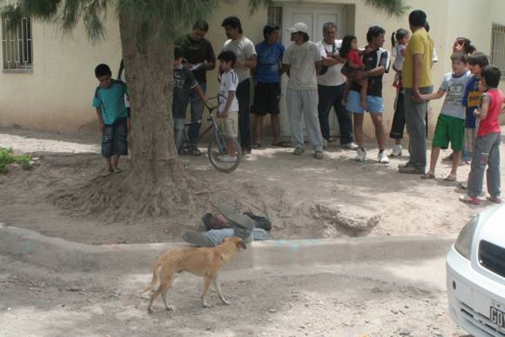 Se murió en una esquina