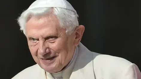 Desmienten la muerte de Benedicto XVI luego de una falsa noticia viral