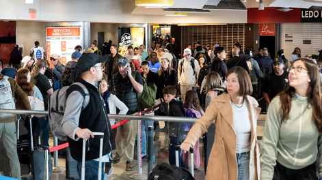 viajar a eeuu tendra un nuevo requisito desde noviembre: quienes deberan presentar una declaracion obligatoria antes de abordar el avion