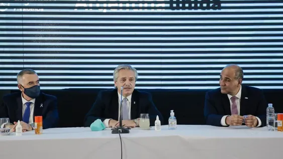 Alberto: “Estamos en default desde diciembre”