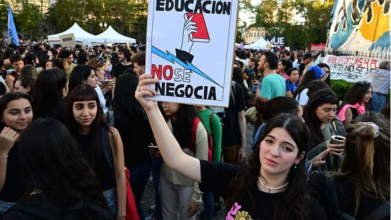 MARCHA FEDERAL  UNIVERSITARIA. La tercera movilización de los universitarios tendrá sus réplicas en distintas ciudades de todo el país, incluida San Juan.