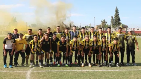 Diario de Cuyo | COMPLICADO. Atenas Pocito tendrá una última semana del año más que intensa con tres partidos decisivos en siete días: Regional, Verano y Superfinal.