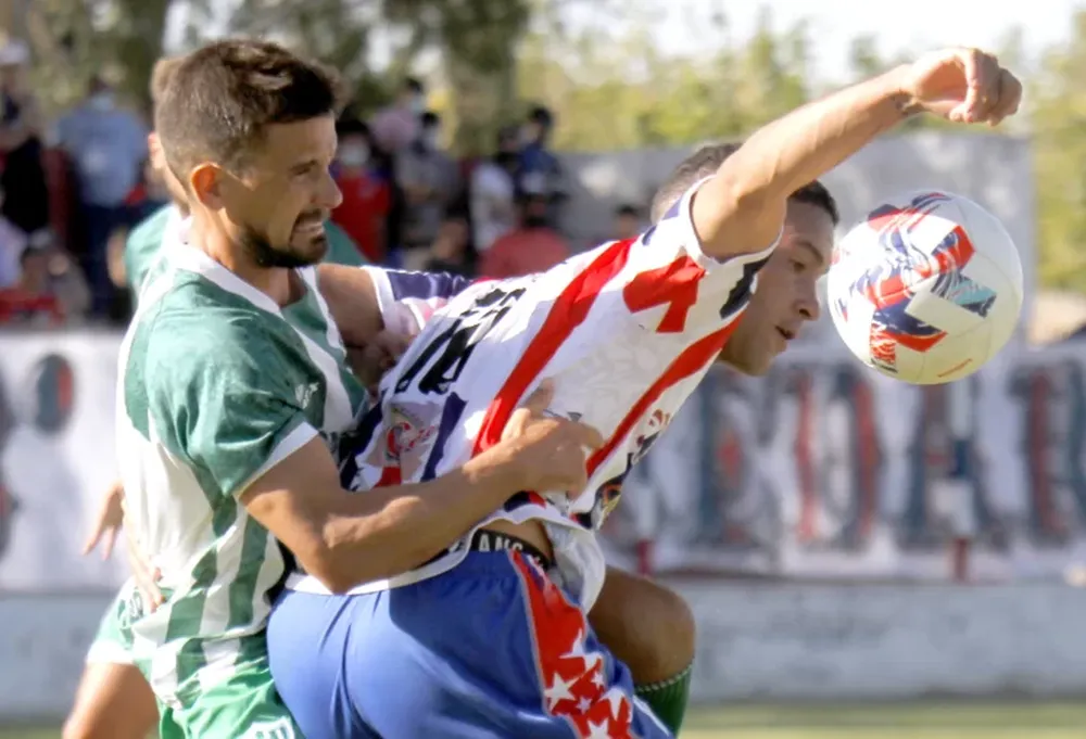 Árbitros definidos para Sportivo que va a Alianza y Peñarol que viaja a Chivilcoy