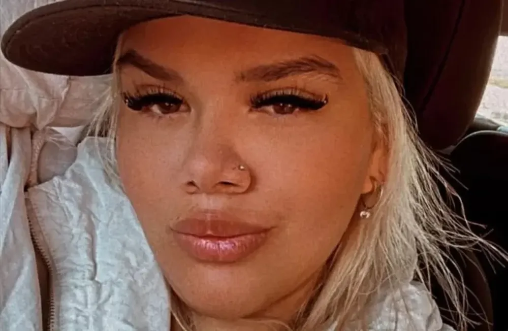 More Rial subió selfie en microbikini y pidió que le dieran amor