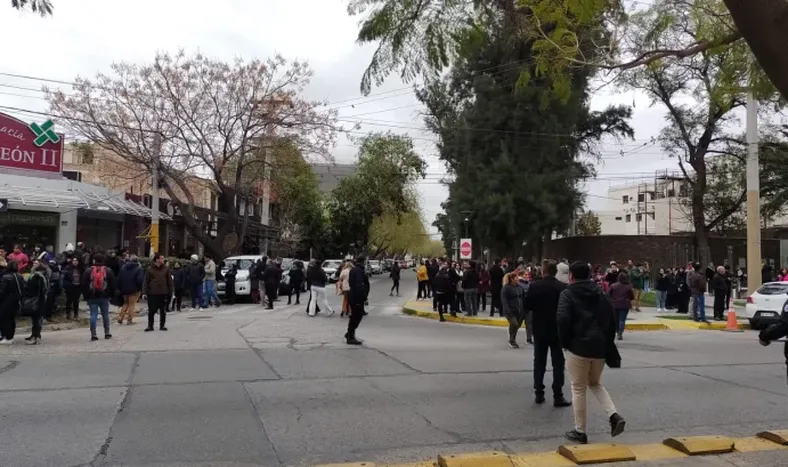 Detienen a un sospechoso por la amenaza de bomba