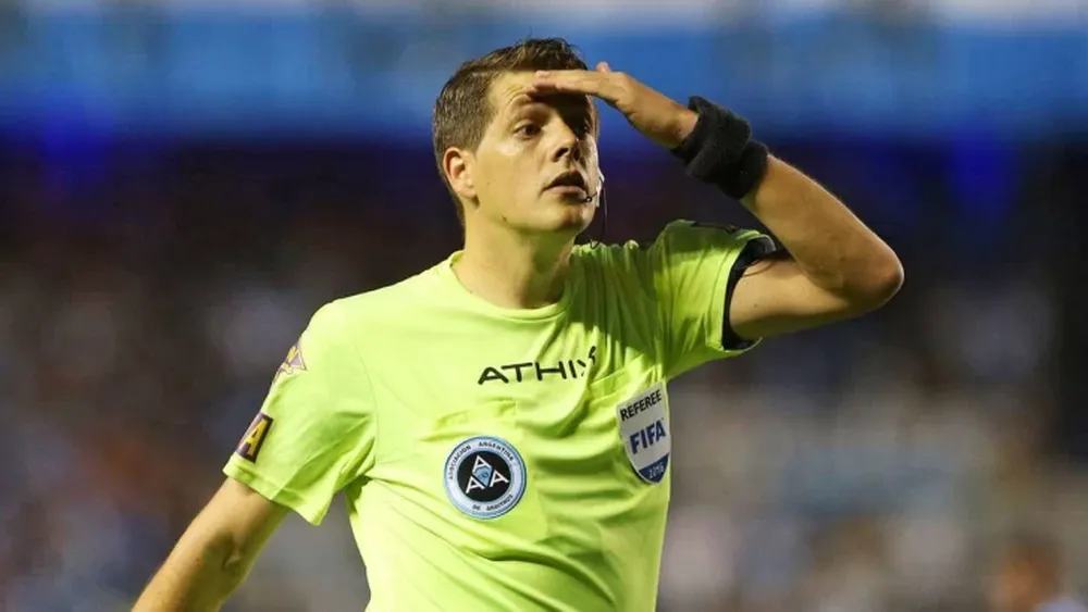 Germán Delfino dirigirá el partido de ida de San Martín ante Talleres