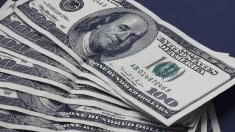 El dólar blue sigue en alza, supera la barrera de los $290 y alcanza nuevo récord