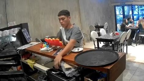 Entró a un café del centro y en cuestión de segundos, robó el dinero que había en la caja