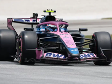 franco colapinto fue 13º en el gran premio de bahrein en malasia de formula 1, que gano max verstappen