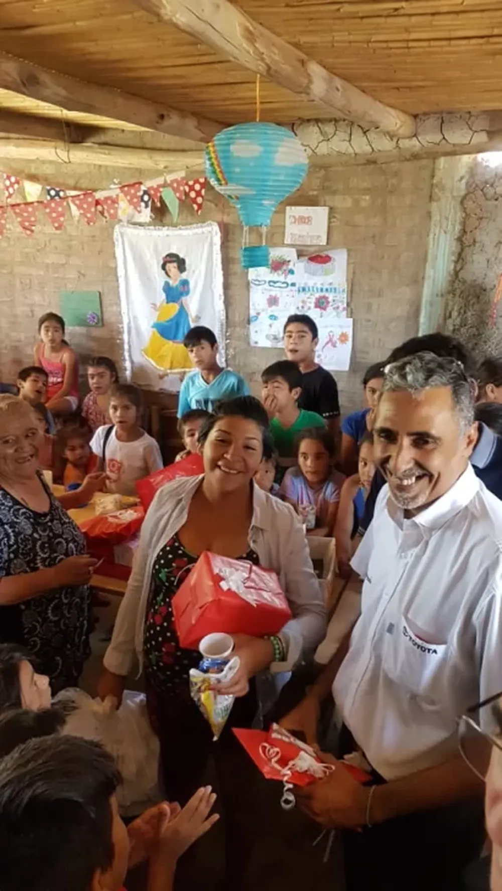 Caravana solidaria de Toyota